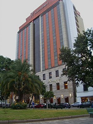 Archivo:Hotel Alejandro I, Salta