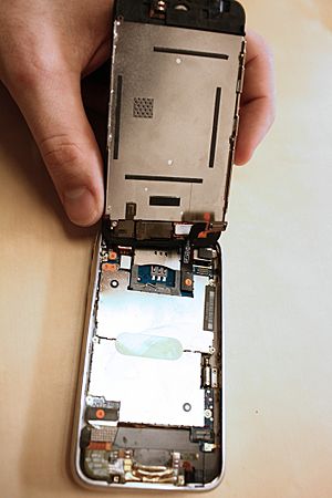 Archivo:IPhone Internals