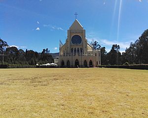 Archivo:Iglesia Caballeros de la virgen Tocancipa Cund