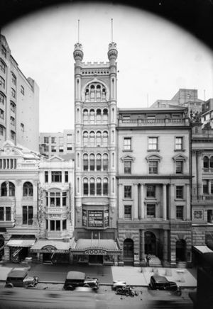 Archivo:Kodak Australia Building, George Street, Sydney, 1930s
