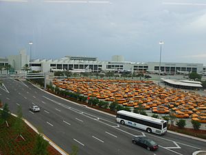 Archivo:Miami International Airport Transportation