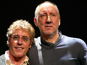 Archivo:Pete Townshend and Roger Daltrey (Philly 2008)
