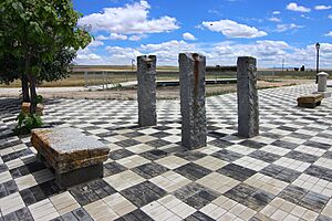 Archivo:Potro de herrar, San Pascual, Ávila