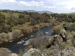 Río Lozoya a su paso por Buitrago.jpg
