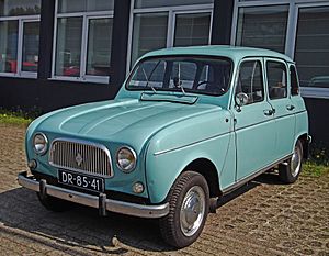 Archivo:Renault 4L (16874252883)