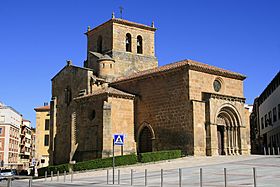 San Juan de Rabanera.Soria. (4726466487).jpg