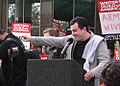 Seth mcfarlane speaks at wga rally