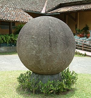 Archivo:Stone sphere