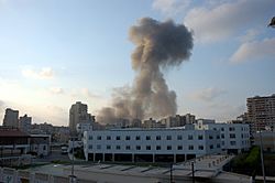 Archivo:Tyre air strike