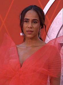 Zawe ashton 2021 1.jpg