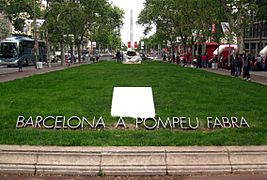 19 A Pompeu Fabra, jardins Salvador Espriu