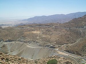 Archivo:Autopista la Rumorosa