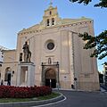 BA-Plaza Santo Domingo (iglesia). 01 (cropped)