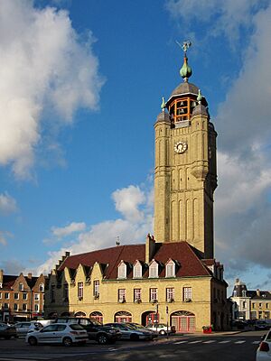 Archivo:Bergues beffroi