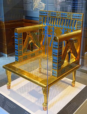 Chair of Queen Hetepheres (reproduction), Egypt, Giza, tomb G 7000 X, Dynasty 4, reign of Khufu, 2551-2528 BC, cedar, faience, gold foil, copper, cord - Harvard Semitic Museum - Cambridge, MA - DSC06052.jpg