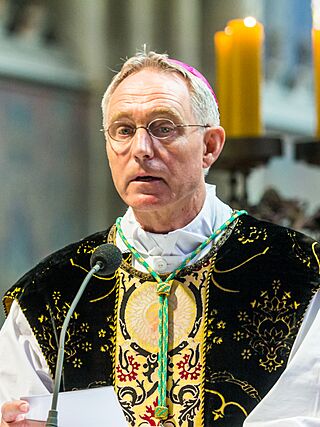 Exsequien Joachim Meisner-7798 (Crop).jpg