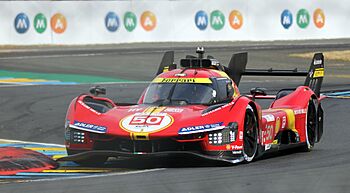 Archivo:Ferrari 499P-Hybrid - Antonio Fuocco, Miguel Molina & Nicklas Nielsen in Ford Chicane at the 2023 Le Mans (53428920666)