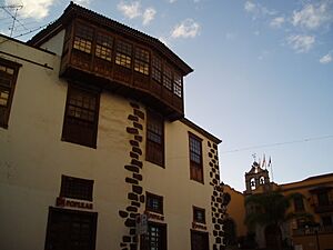 Archivo:Icod de los Vinos-casas