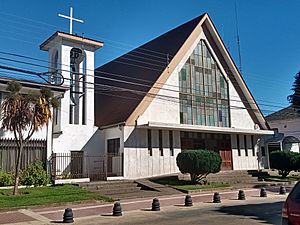 Archivo:Iglesia Nuestra Señora del Carmen de Cañete