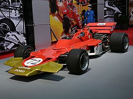 Archivo:Lotus 72 Ford Cosworth