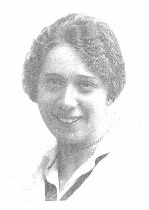 Archivo:Margarita Nelken, en Mundo Gráfico