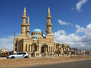 Archivo:Mosque in Tripoli, Lebanon