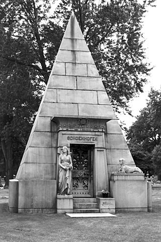 PyramidMGraceland.jpg