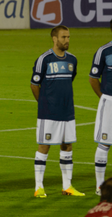 Rodrigo Palacio - Uruguay vs Argentina.png