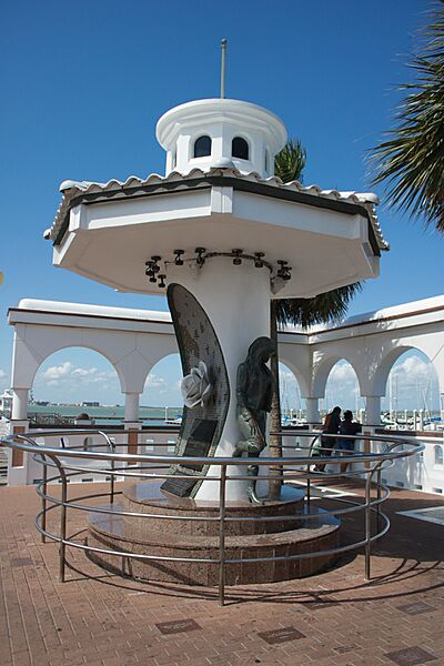 Selena Quintanilla Monument