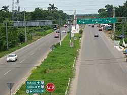 Archivo:Tabasco autopista a Dos Bocas