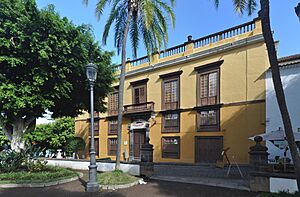 Archivo:Tenerife - Icod de los Vinos - building 01