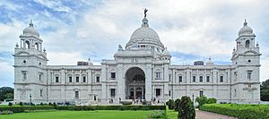Archivo:Victoria Memorial Kolkata panorama