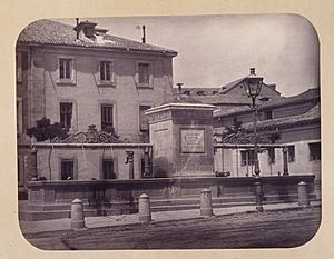 Archivo:Alfonso Begué-Fuente plaza san Marcial-1864