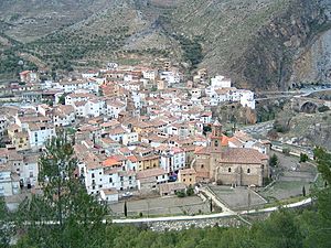 Archivo:Arnedillo - Foto del Pueblo