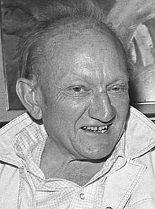 Billy Barty, 1976.jpg
