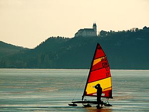 Archivo:Iceboat