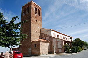 Archivo:Iglesia de San Cristóbal, Cabezas de Alambre, Ávila