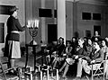 JEWISH VOLUNTEERS OF THE BRITISH AUXILIARY TERRITORIAL SERVICE CELEBRATING "HANUKA" IN CAIRO, EGYPT. מתנדבות יהודיות של המשמר הלאומי הבריטי המסייע. בצD550-019
