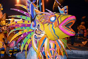 Archivo:Junkanoo Festival, Nassau 2