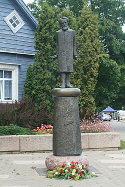 Karlis Baumanis Denkmal Limbazi.jpg