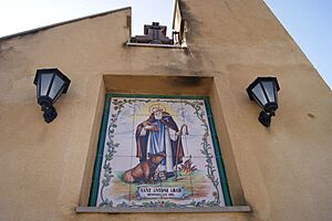 Archivo:Monumento a San Antonio Abad.