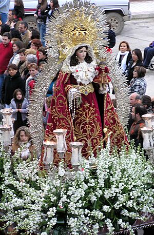 Archivo:Procesión de la Virgen de la Paz, el 24 de enero