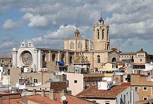 Archivo:Tarragona Cathedral 01
