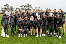 Archivo:USWNT with SGOTUS July 2023