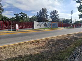 Universidad Iberoamericana de León exterior.jpg
