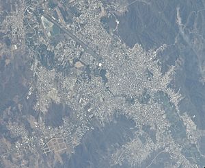 Archivo:Vista aérea de Portoviejo