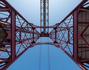 Archivo:Vizcaya Bridge, Portugalete, Basque Country, Spain (PPL1-Corrected) julesvernex2