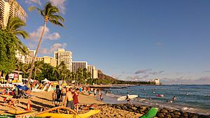 Archivo:Waikiki Beach, Honolulu