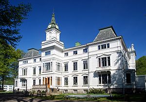 Archivo:Wendelsbergs Folkhögskola-maj 2009