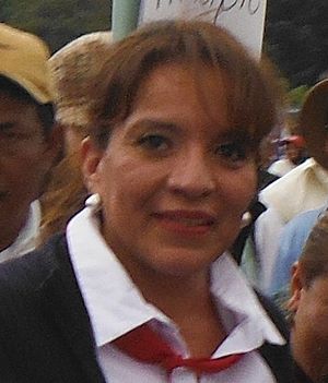 Archivo:Xiomara Castro in 2013